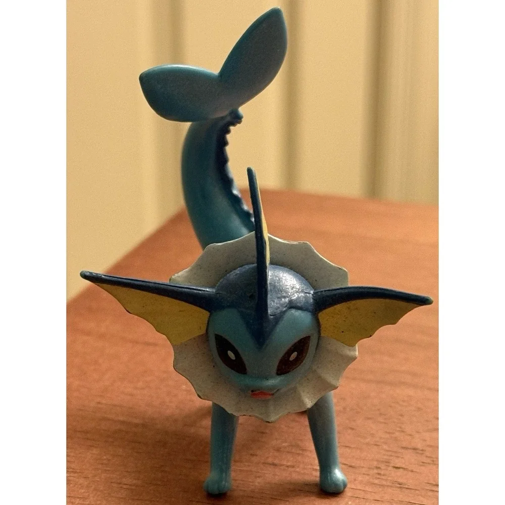 VAPOREON Pokémon 2019 Figure‎ - 3.5